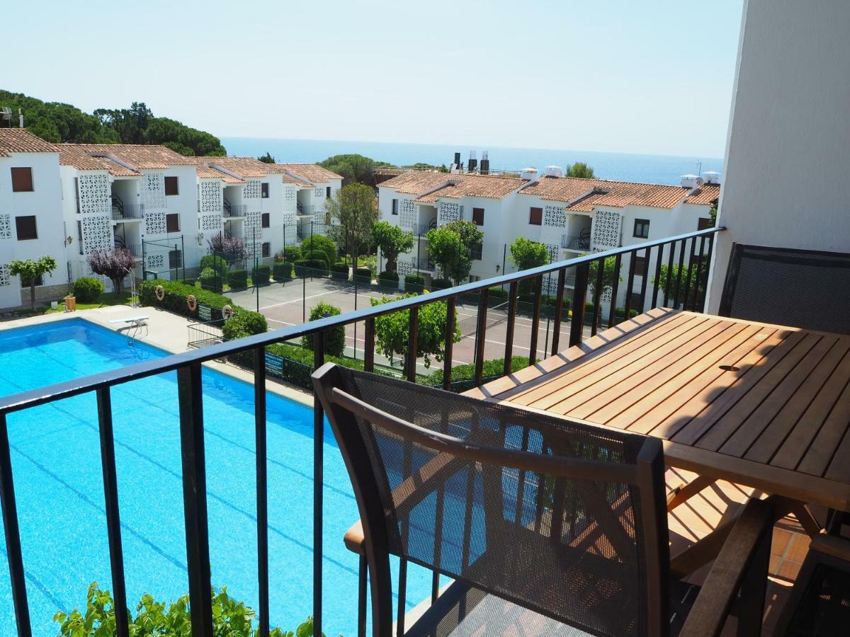 Apartamento en Calella de Palafrugell con vistas al mar, piscina y terraza Esterno foto
